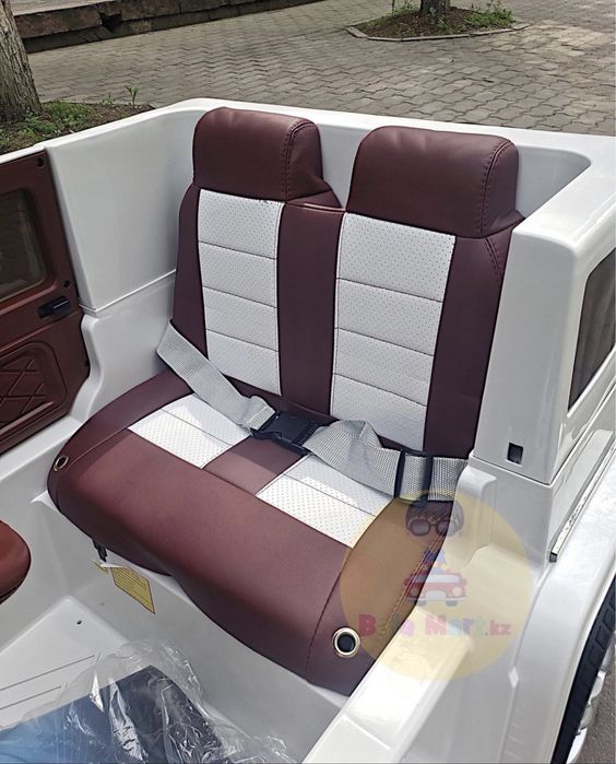 Машина с пультом