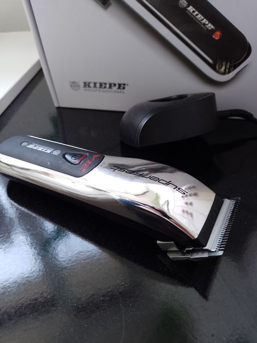 Vând mașină profesionala de tuns Kiepe V12