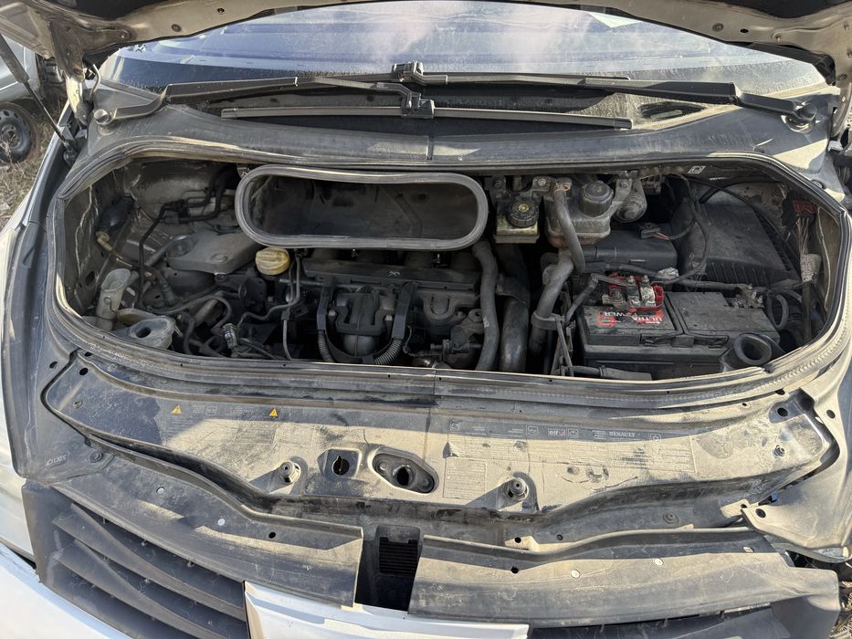 bara fata renaut espace an 2006 motor 2.2