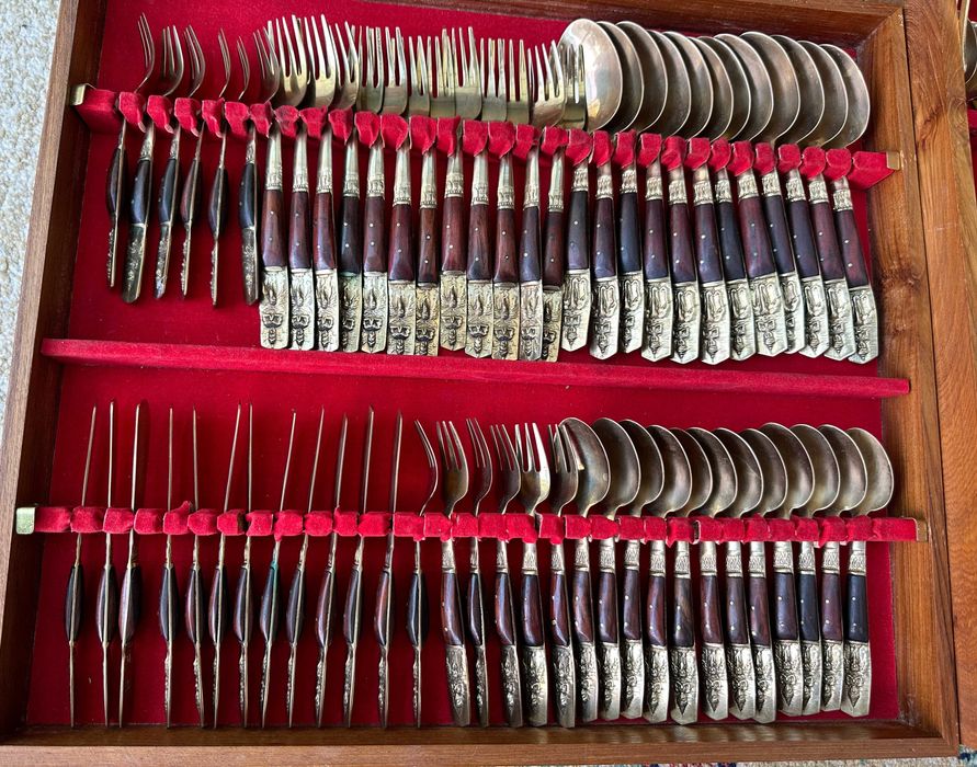 Столовые и Чайные предметы Бронза Тайланд