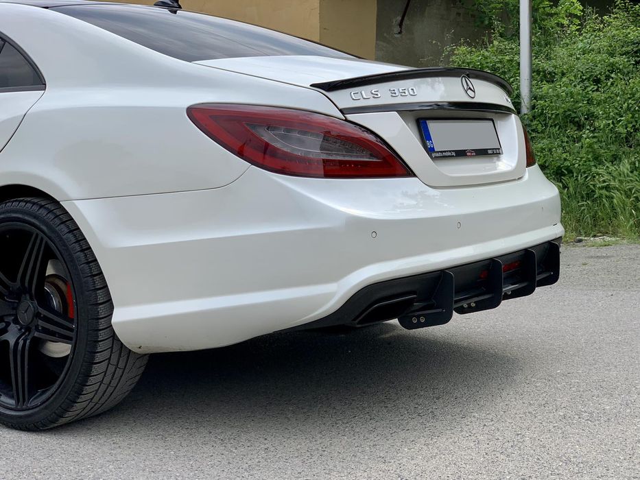 Добавка за задна AMG броня Maxton design за Mercedes Benz CLS W218 (2011-2014)