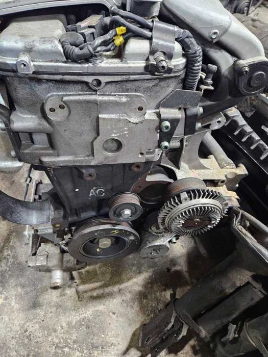 Двигатель Volkswagen Passat AZX