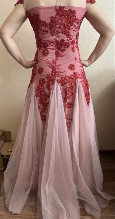 Вечернее платье 46-48 размер