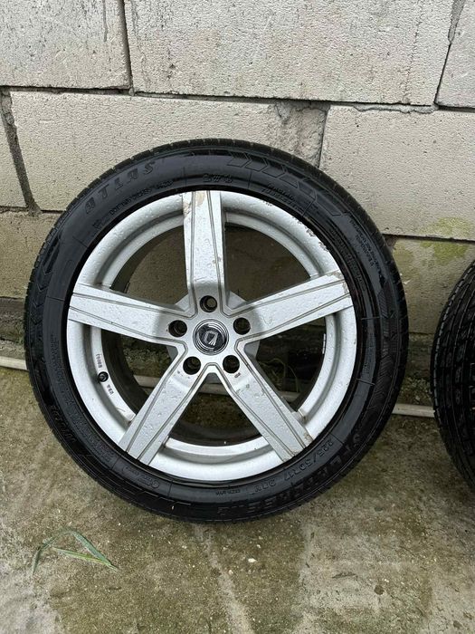 Jante cu tot cu anvelope