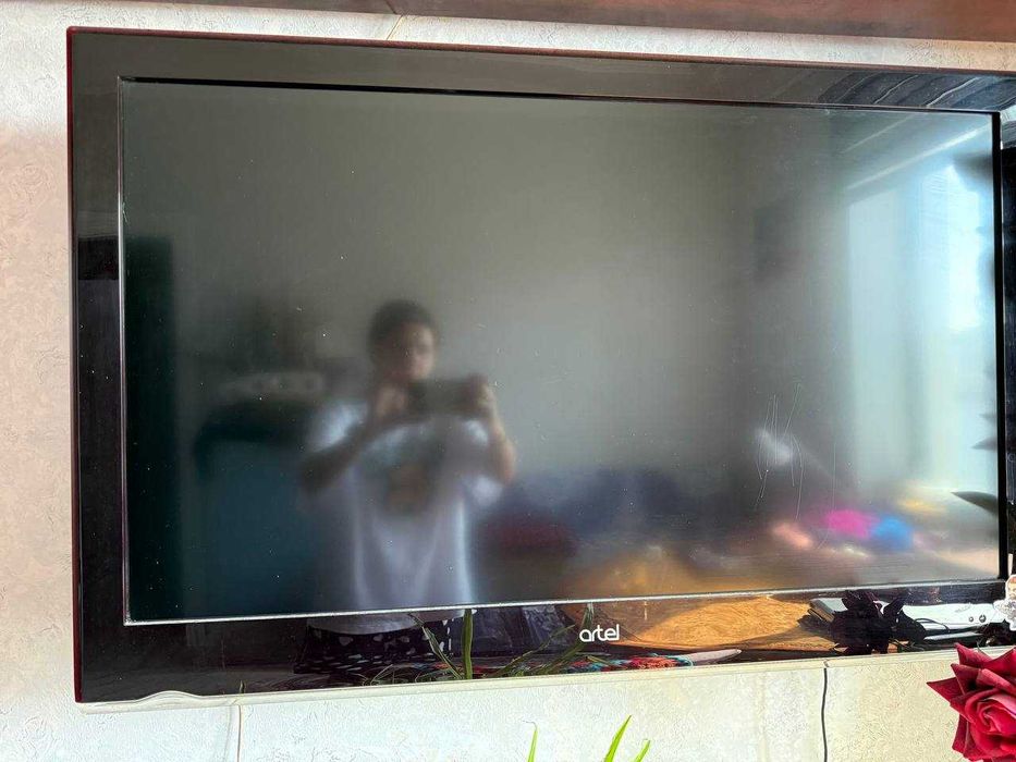 Телевизор Artel 42