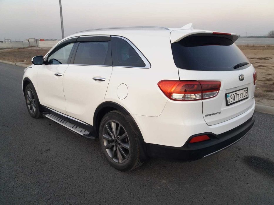 Kia Sorento 2017 год