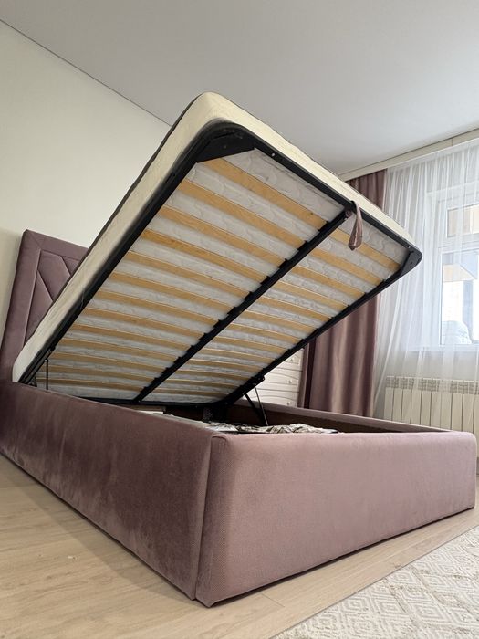 Кровать 2спалка с матрасом