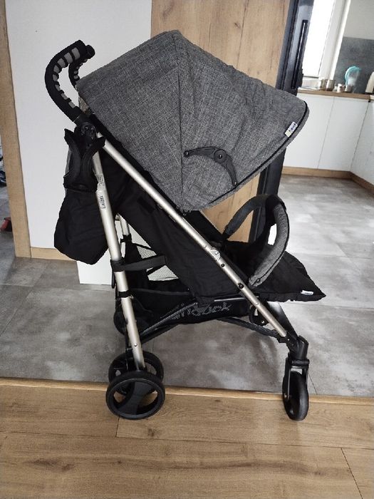 Лятна количка Vegas