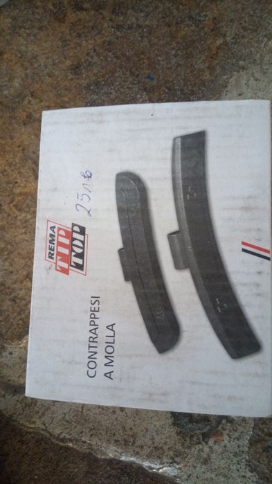 Вентили за гуми и тежести