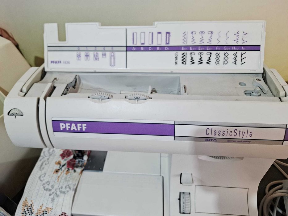Masina de cusut Pfaff ClassicStyle IDT semi industriala