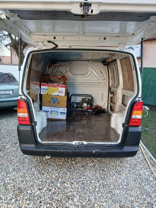 Vând Mercedes  Vito