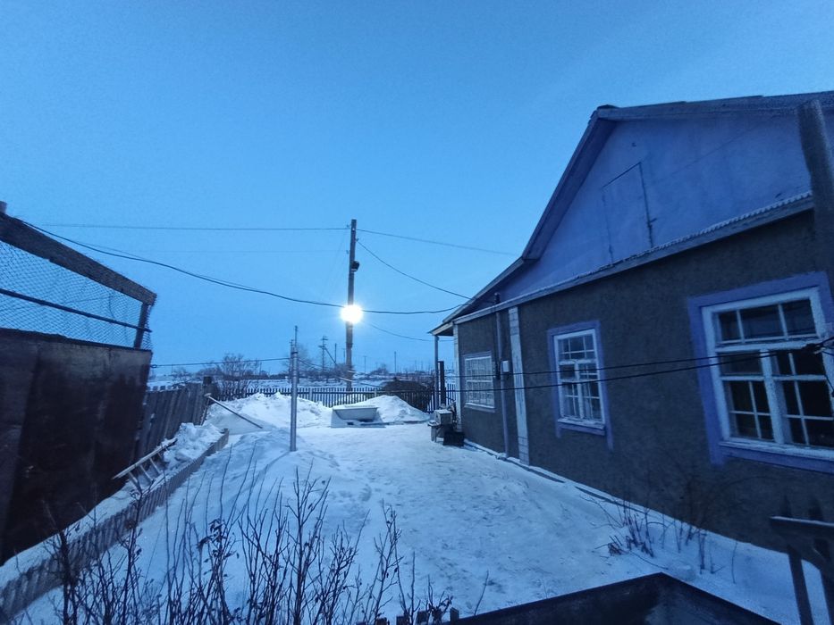 Продаю хороши дом. от города! Не долеко