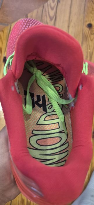 Kobe 6 Reverse Grinch