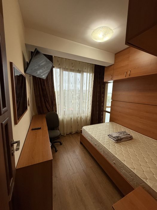 Garsoniera decomandata 36m2. 2 balcoane, centrala proprie.