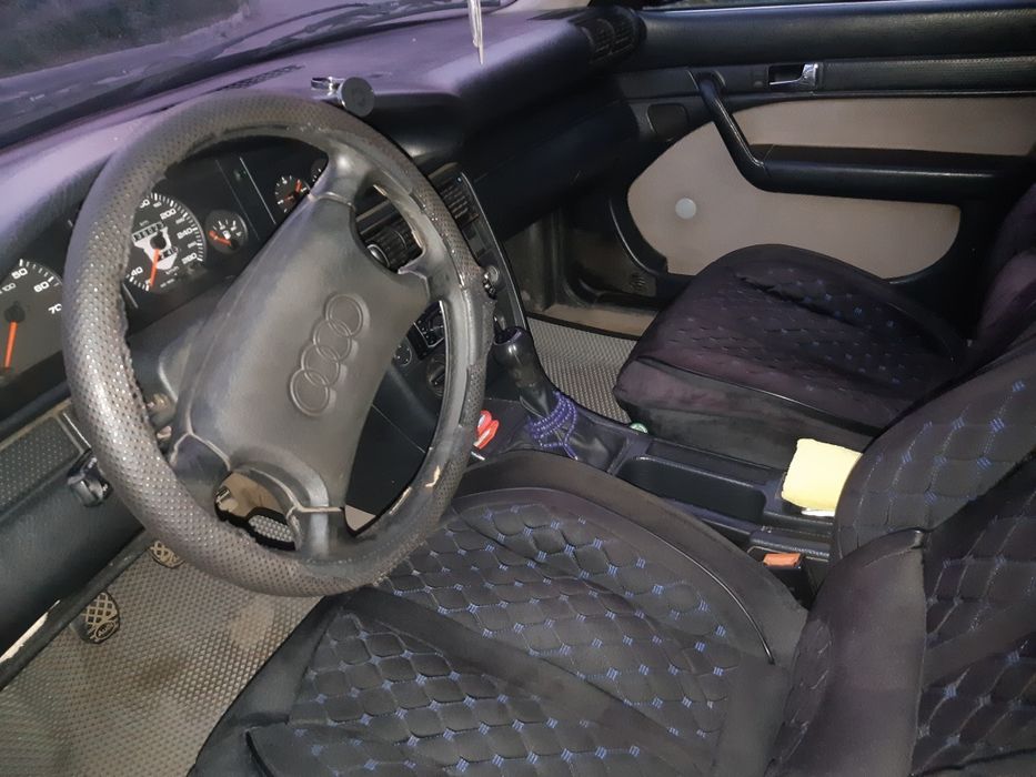 Продам машину Ауди 100 С4