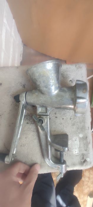Продам мясорубку