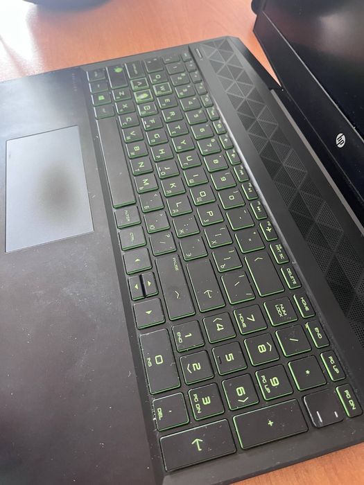 HP Pavilion Gaming Laptop 15-cx0000
