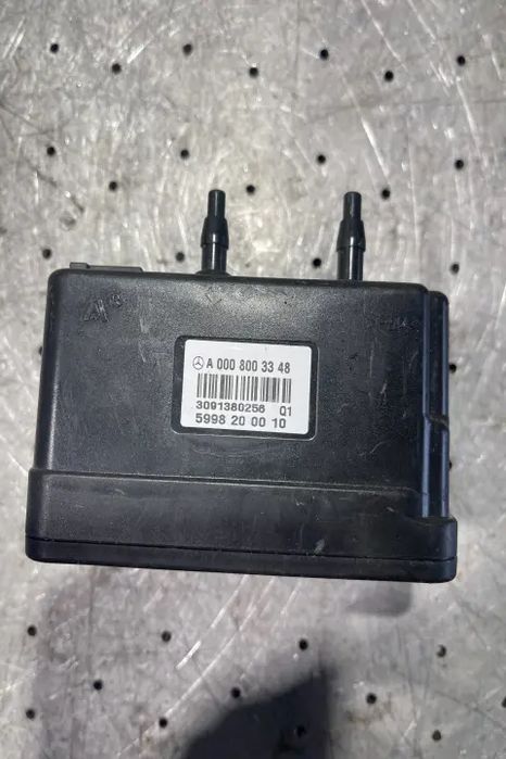 Pompa vacuum A 000 800 33 48 Mercedes-Benz E-Class 2010