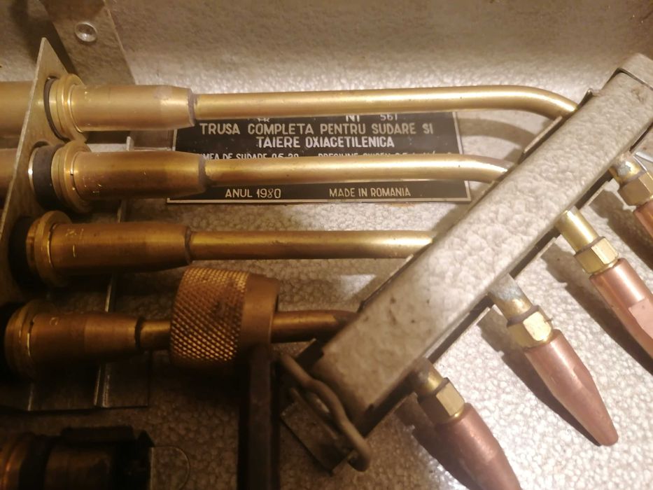 Trusă completă pentru sudare și tăiere oxiacetilenică