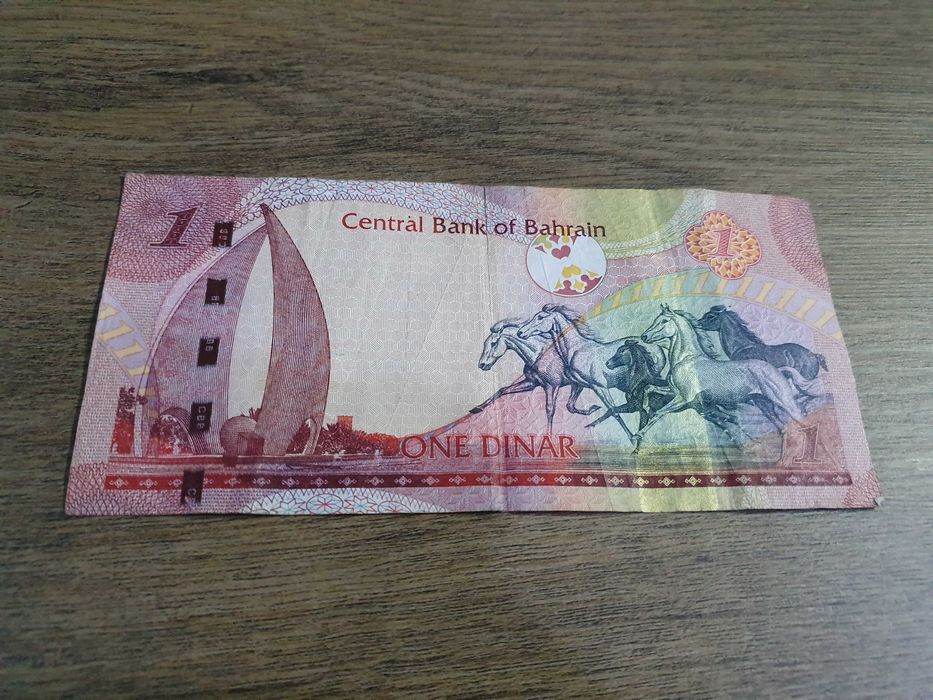 Bancnota 1 dinar din Bahrain