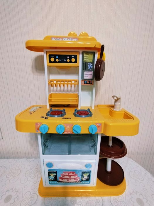 Игрушечная кухня