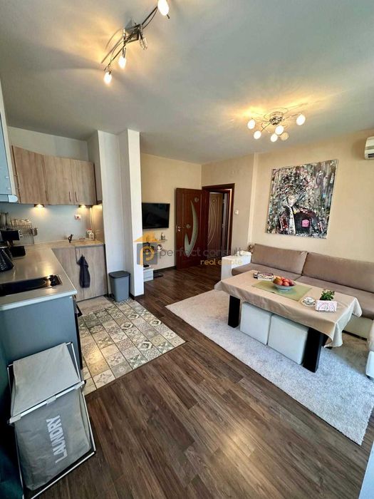 Дава се под наем Двустаен апартамент в Пловдив, Кършияка - 65 кв.м за 400 € - Снимка #3