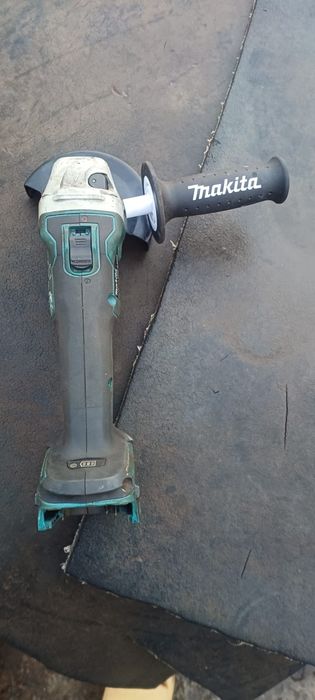 Flecs pe acumulator Makita
