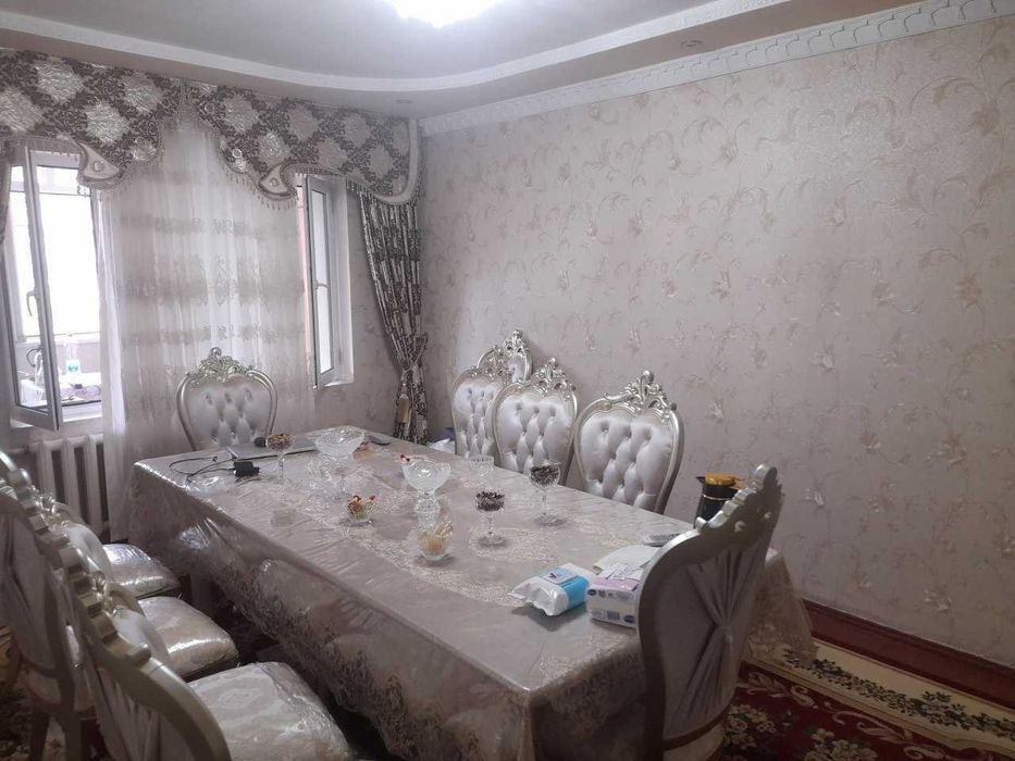 Uy sotiladi, kvartira 3 xonali, Yunusobod 18 kv 2 etaj