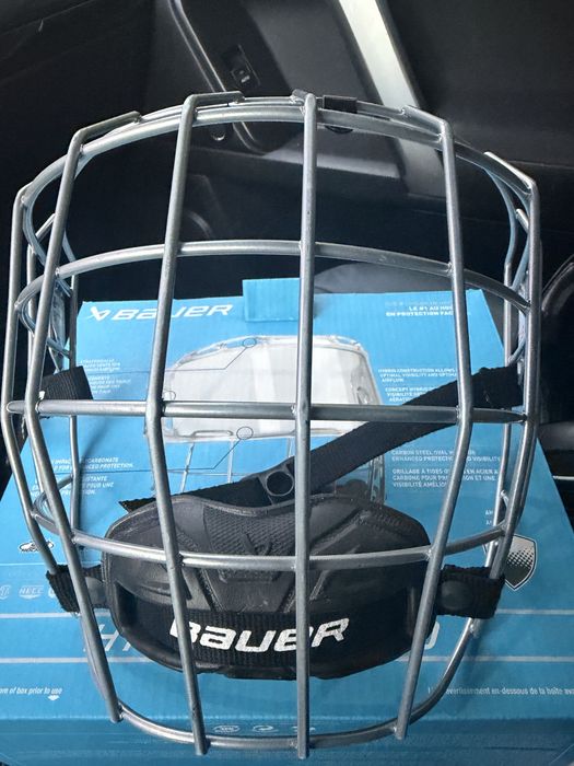 Маска хоккейная Bauer