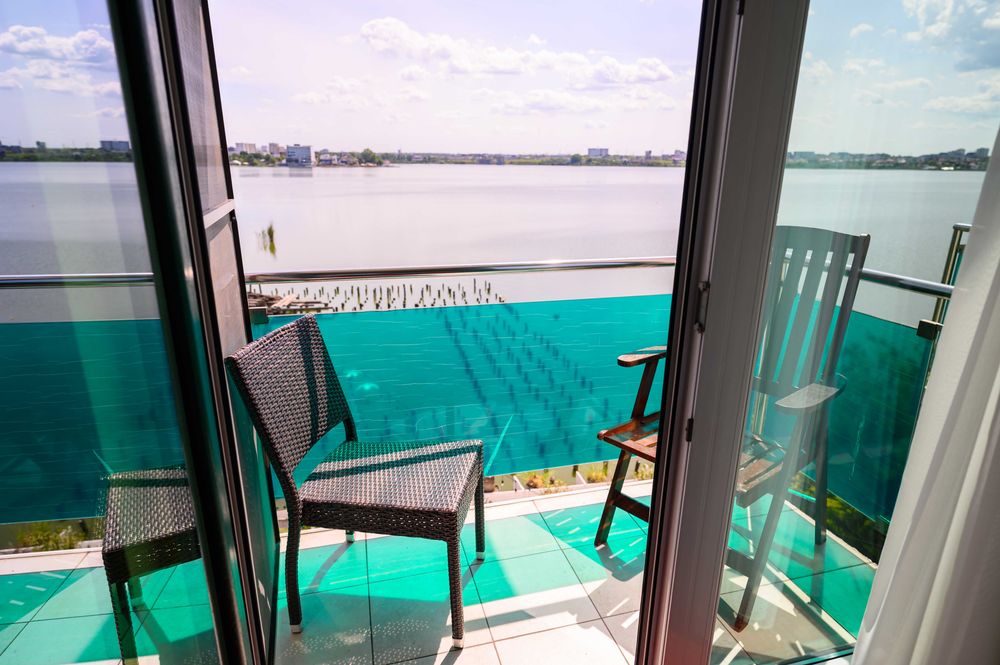 Camere Hotel la mare Laguna Mamaia cu parcare