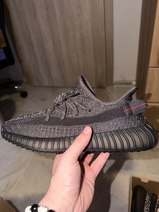 yeezy 350 летни обувки