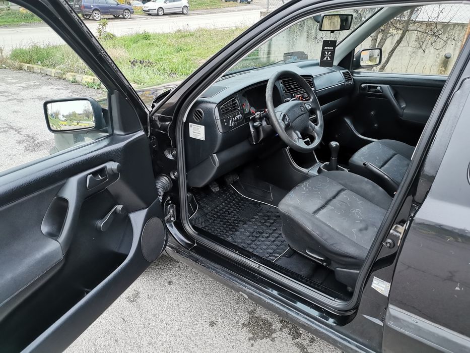 VW GOLF 3  1.9TDI 90 коня