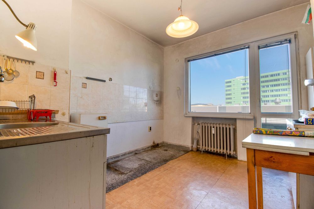 Продава се Двустаен апартамент в София, Оборище - 65 кв.м за 4077 €/кв.м - Снимка #9