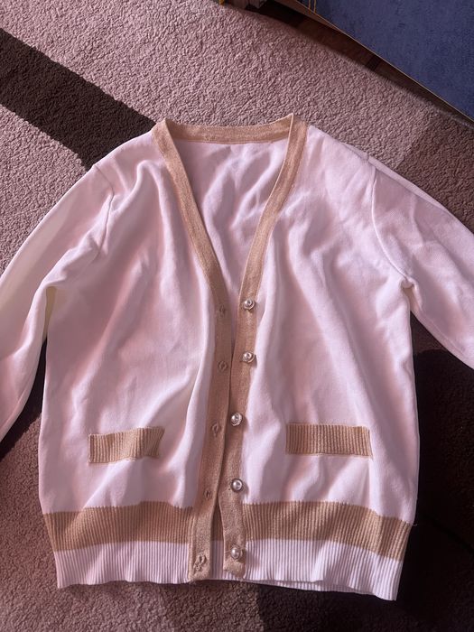 Продам одежду одевала 1-2 раза за 3000тг