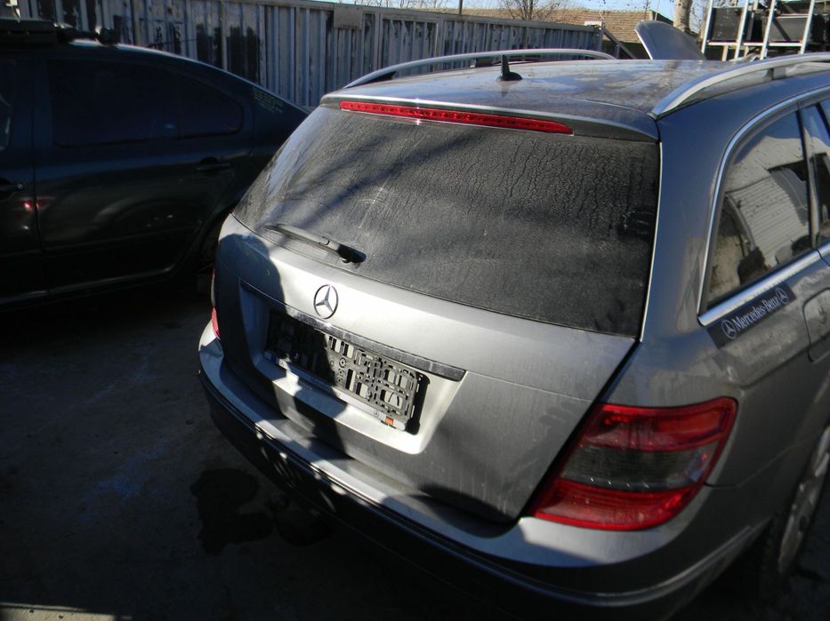 Dezmembrari Mercedes-Benz C-CLASS (W204) (2007-2014) C 180 CDI (204.2