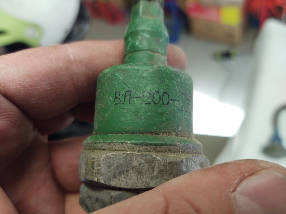 4 броя Диод ВЛ-200А руски 200 ампера гр. София Красна поляна 1 • OLX.bg