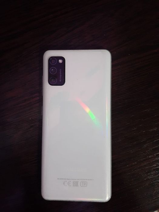 Продам телефон самсунг