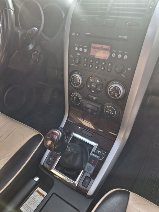 Vând Suzuki Grand Vitara