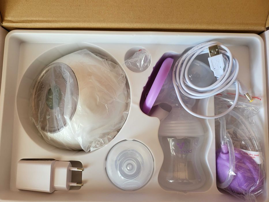 Помпа за кърмене + подложки за гърди