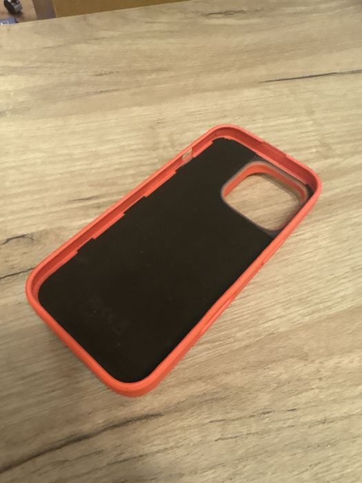 vand husa iphone 16 vape