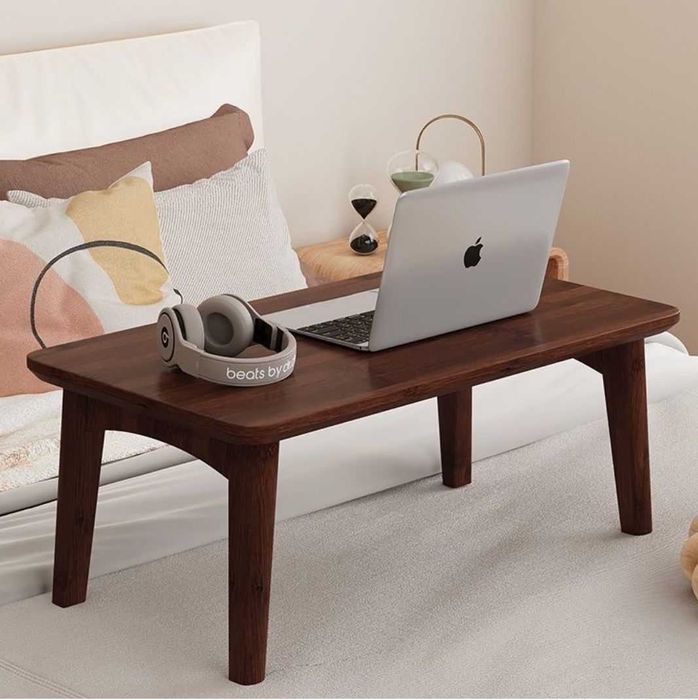 стол для завтрака и работы