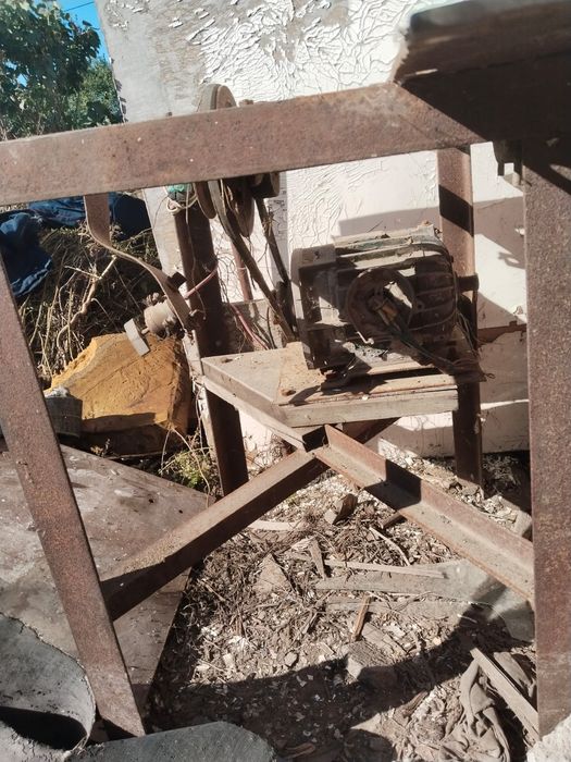 Продам церкулярную пилу.