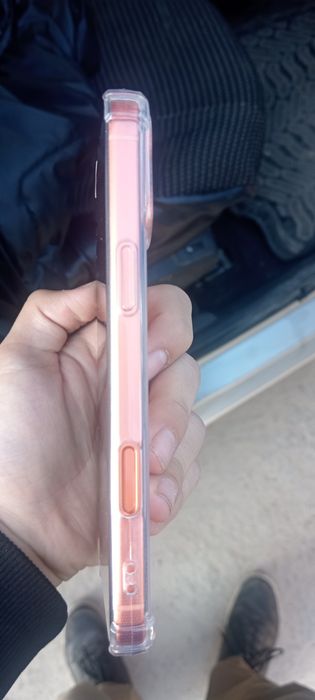 Айфон 17 срочна прадажа