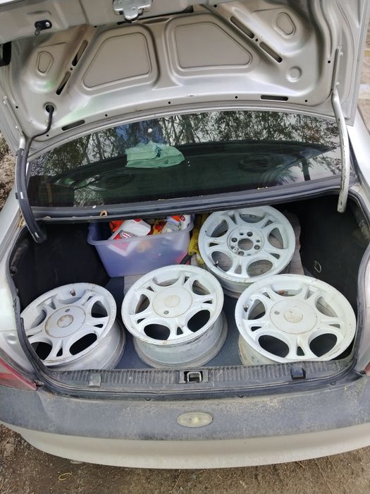 Диски на R 14 в хорошем состоянии