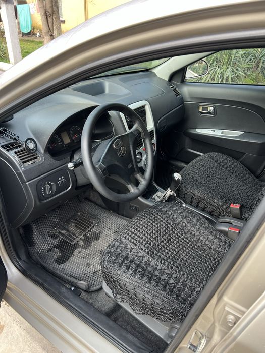 SROCHNA SOTILADI ZAZ FORZA 2014 holadi yahshi moshina bizinda gaz qoyl