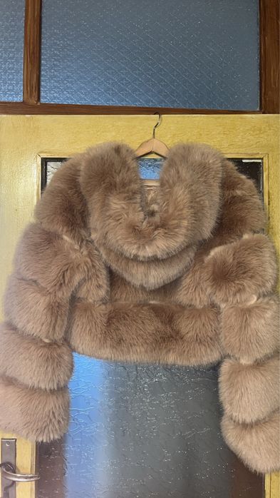 Късо пухено палто