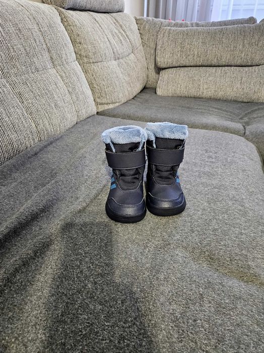 Ботуши adidas номер23