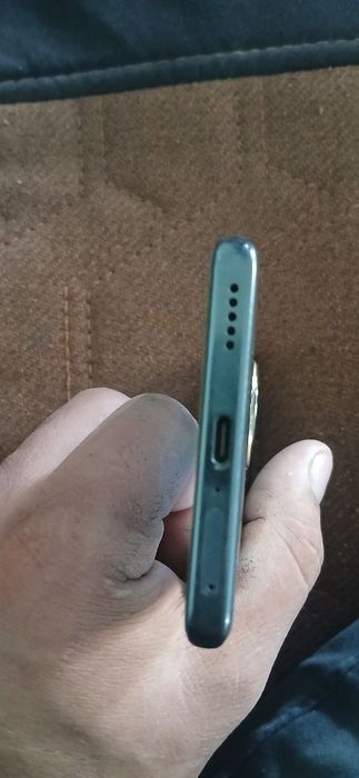 Honor x 9 c holati ideal