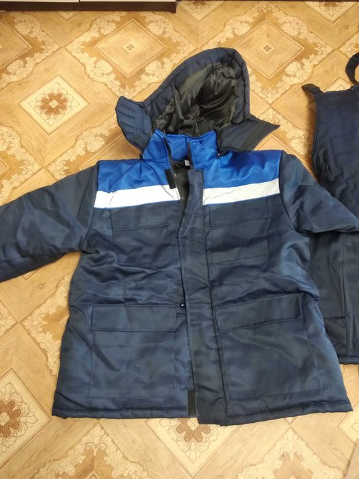 Комбинезон и куртка рабочая одежда,новое