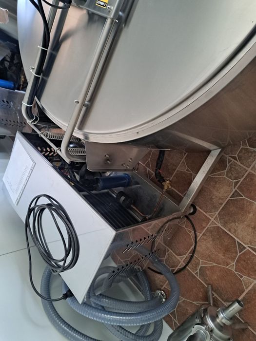 Vand 3 racitoare noi noute ne folosite de 500 de litri